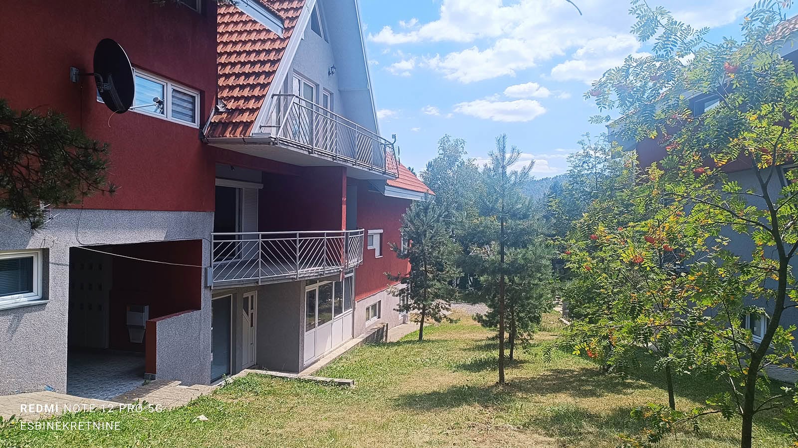 Divčibare: APARTMAN površine 53 m² u prizemlju zgrade